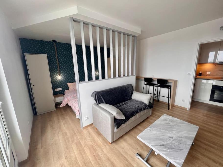 Appartement Proche Des Prebendes Tours Exterior photo